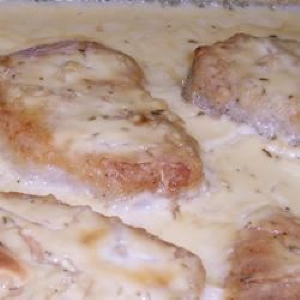 Margie's Sour Cream Pork Chops