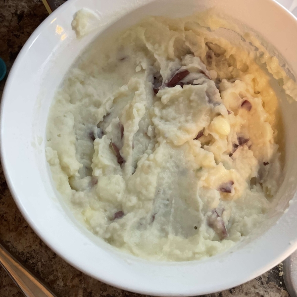 Suzy's Mashed Red Potatoes