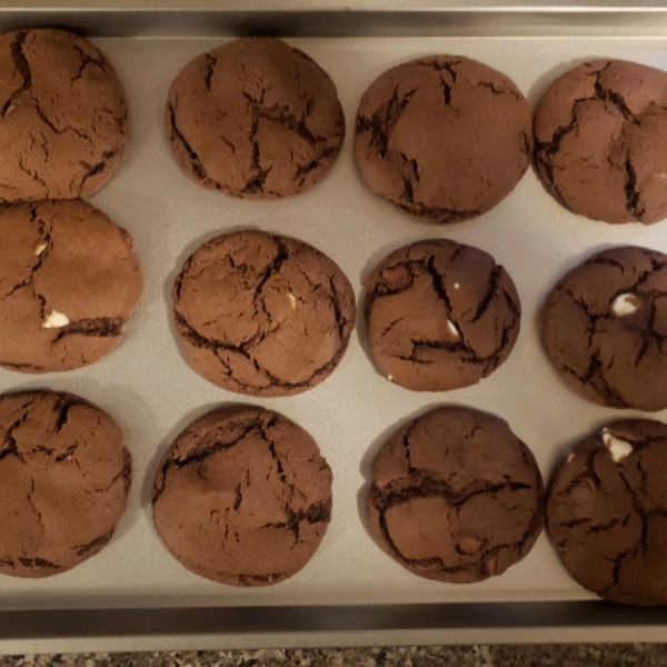 Chocolate Fudge Cookies