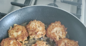 Grandma's Famous Salmon Cakes