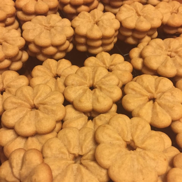 Melt In Your Mouth Peanut Butter Cookies