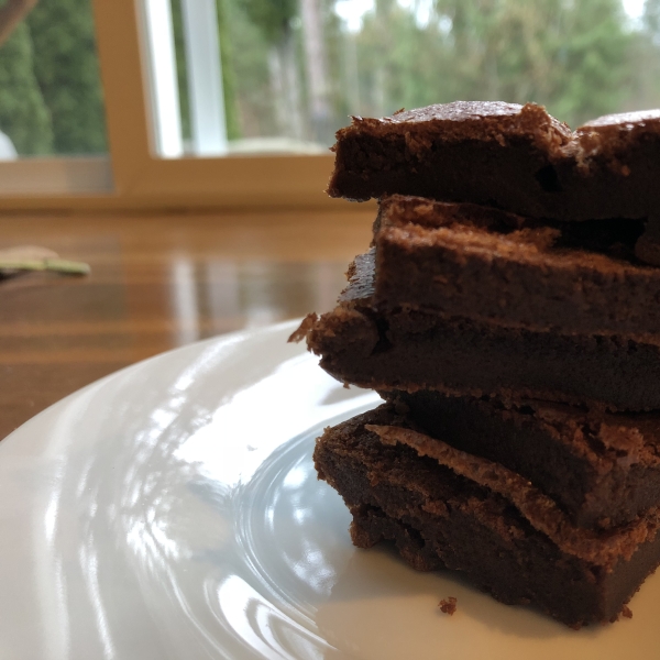 Easy Gluten-Free 2-Ingredient Nutella® Brownies