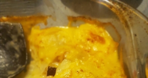 Cheesy Scalloped Potatoes with Ham