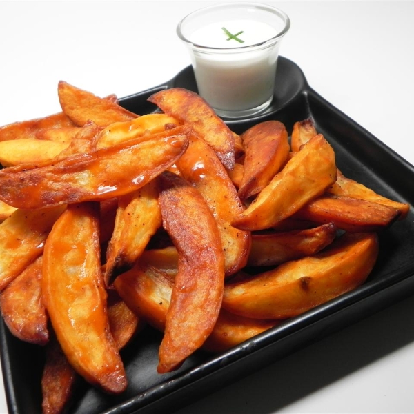 Easy Buffalo Potato Wedges