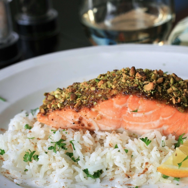 Easy Pistachio-Crusted Salmon