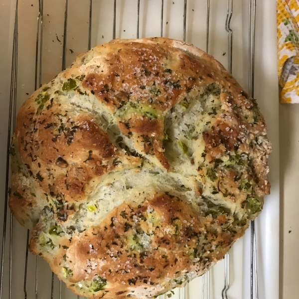 No-Knead Skillet Olive Bread