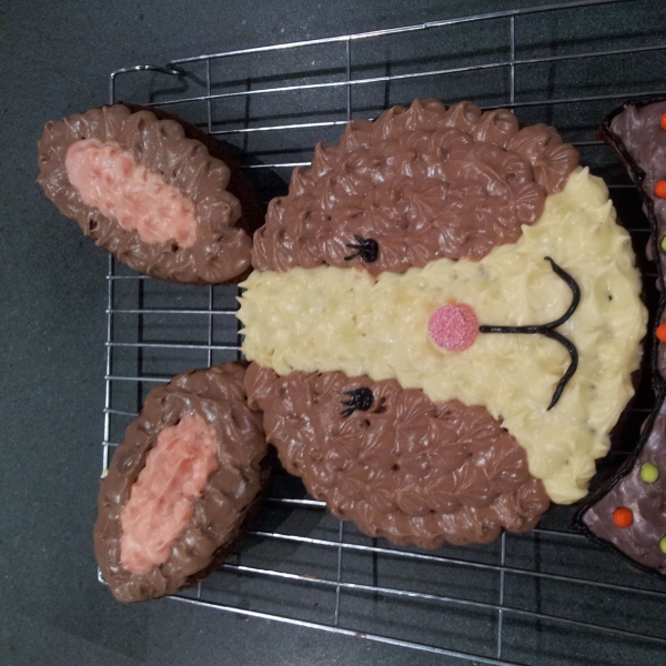 Bunny Cake with Round Cake Pans