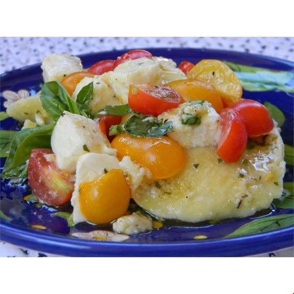 Ravioli with Cherry Tomatoes and Cheese