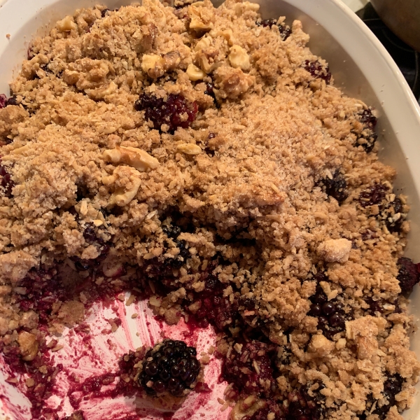 Fresh Fruit and Berry Crumble