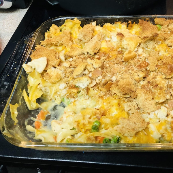 Cheap Chicken Noodle Casserole