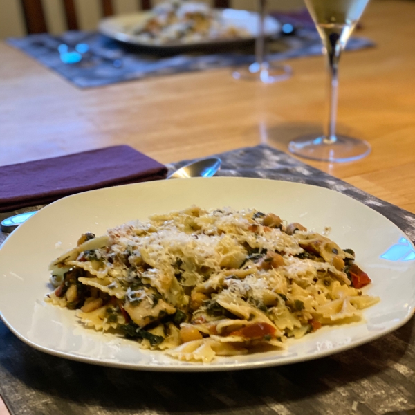 Pasta with Spinach and Chickpeas