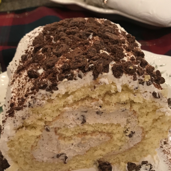 Cannoli Cake Roll