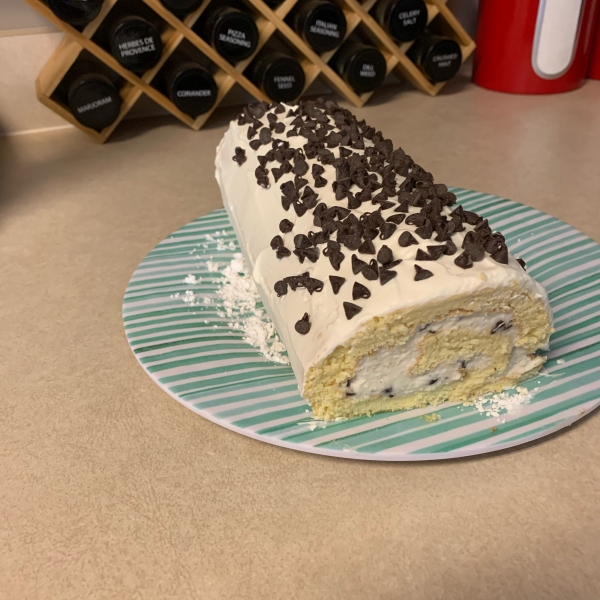 Cannoli Cake Roll