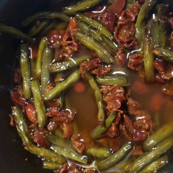 Sautéed Green Beans with Bacon and Almonds