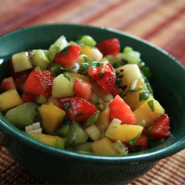 Spicy Strawberry Kiwi Peach Salsa