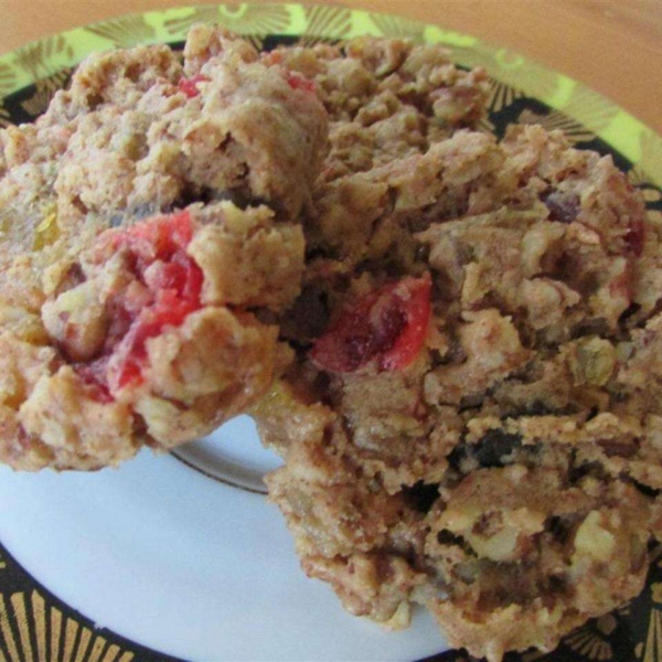 Aunt Bert's Fruitcake Cookies