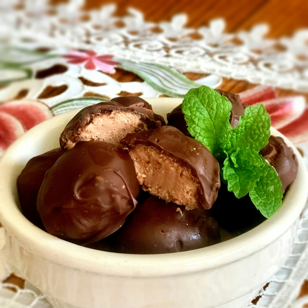 Raspberry Fudge Truffles