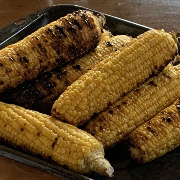 Juicy, Grilled Corn On The Cob