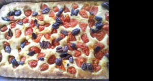 Focaccia Barese al Pomodoro e Olive (Homemade Italian Focaccia with Tomatoes and