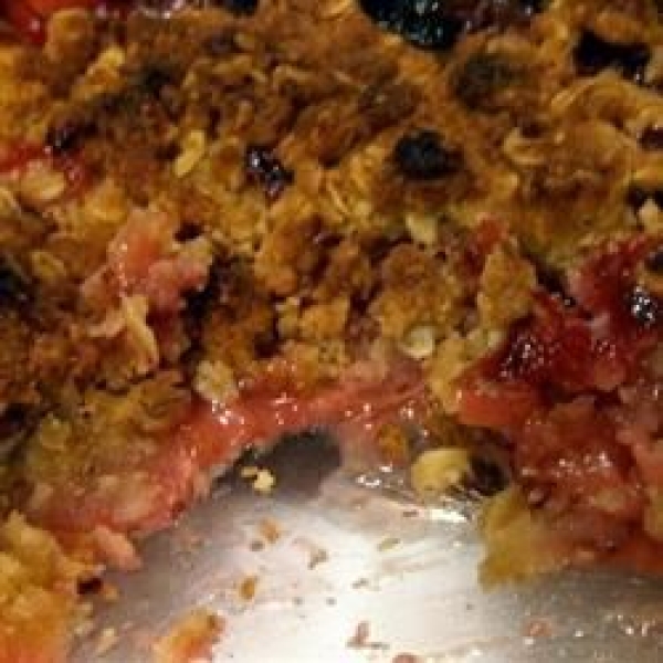 Rhubarb Cherry Crisp