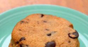 Vegan and Gluten-Free Chocolate Chip Cookies