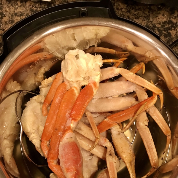 Instant Pot Simple Steamed Crab Legs