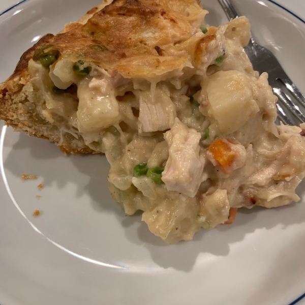 Simple, Classic Chicken Potpie