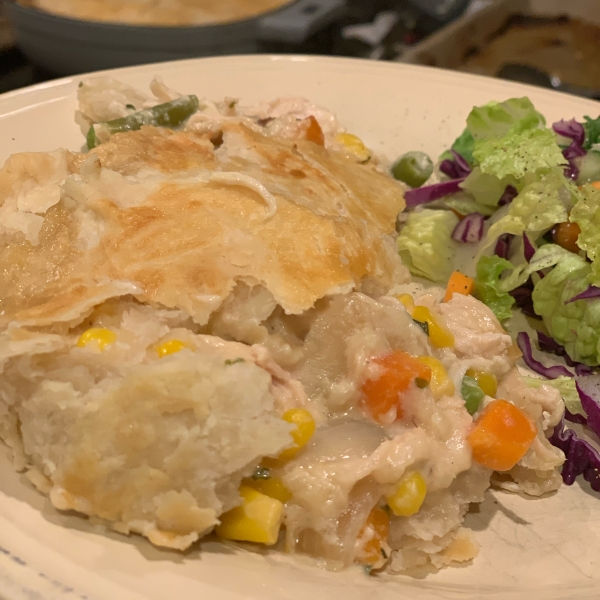 Simple, Classic Chicken Potpie