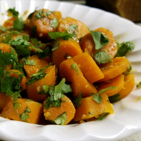 Moroccan Spicy Carrot Salad