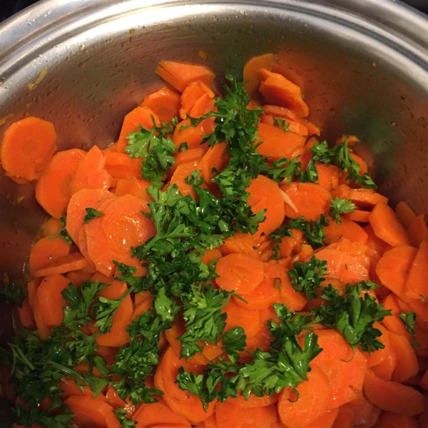 Moroccan Spicy Carrot Salad