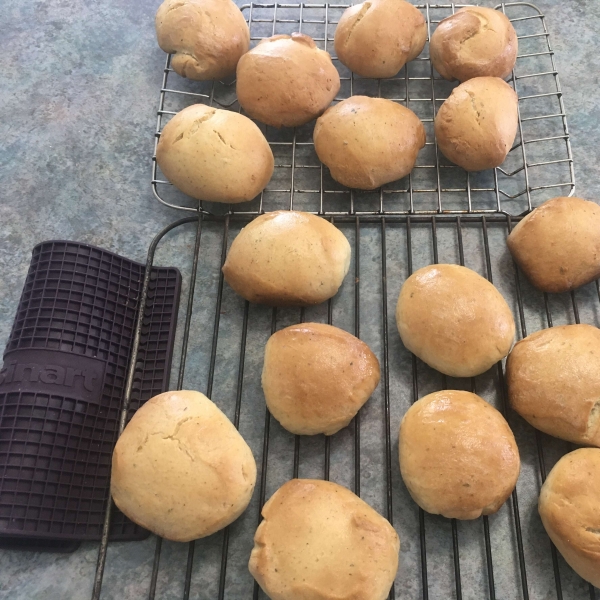 Grandma's Yeast Rolls