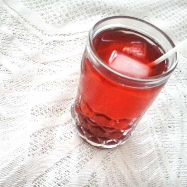 Agua de Jamaica (Iced Hibiscus Tea)