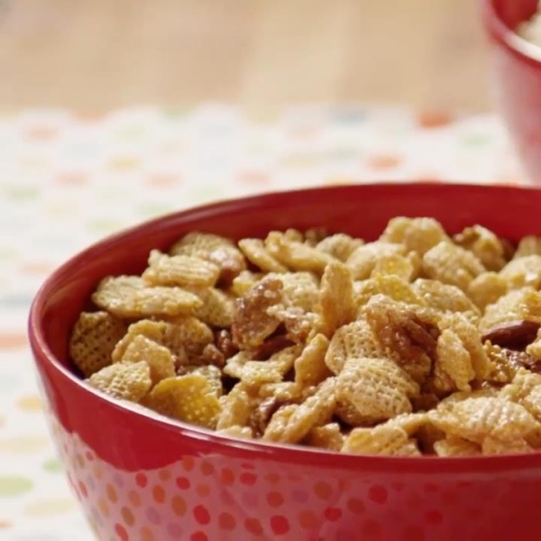 Caramel Snack Mix