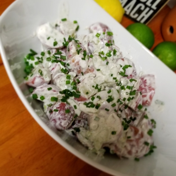 Lemony Creamy Potato Salad with Sour Cream