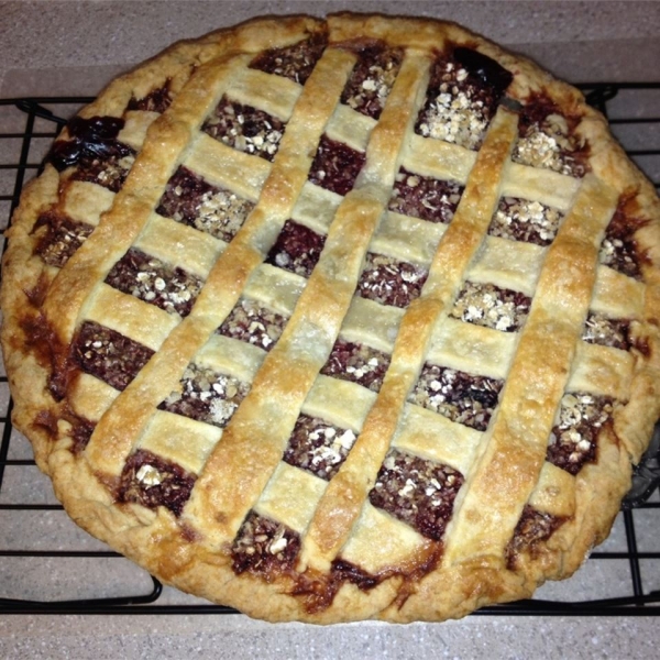 Poppin' Jalapeno Blackberry Pie