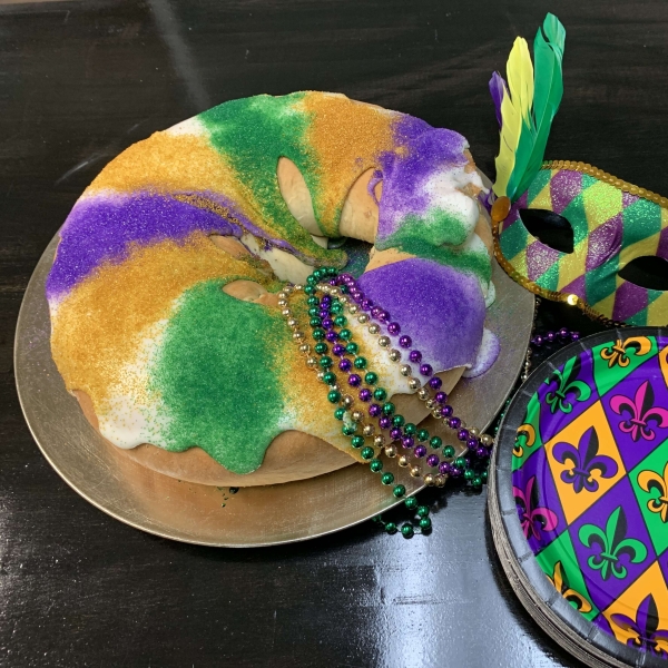 The Best Cream Cheese King Cake