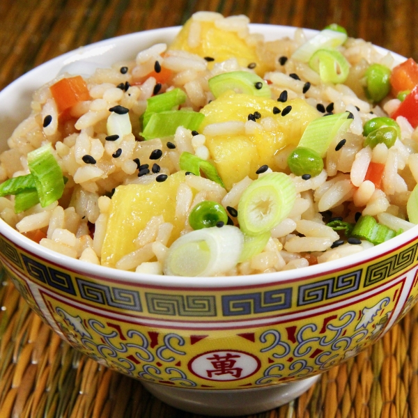 Quick and Easy Pineapple Fried Rice