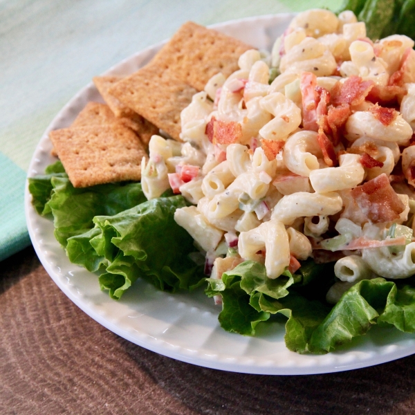 Macaroni Salad with Apples