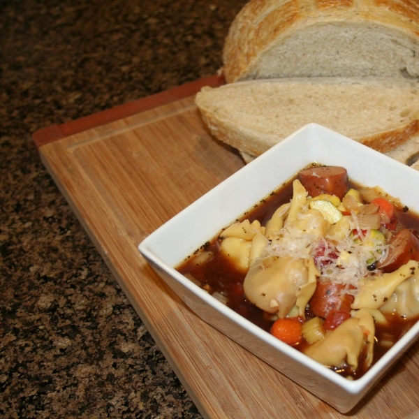 Italian Meatball and Cheese Tortellini Soup