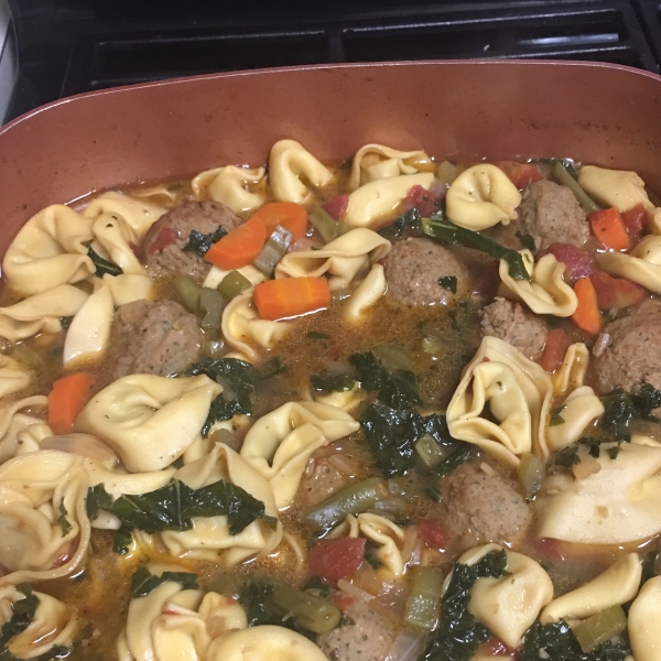 Italian Meatball and Cheese Tortellini Soup