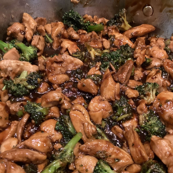 Broccoli and Chicken Stir-Fry