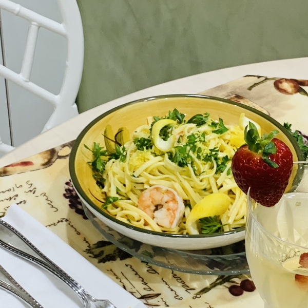 Garlic Shrimp Scampi Pasta