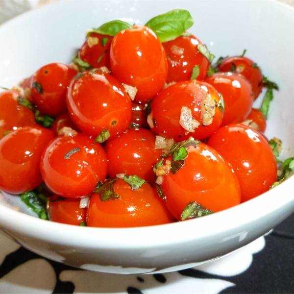 Sautéed Cherry Tomatoes with Garlic and Basil