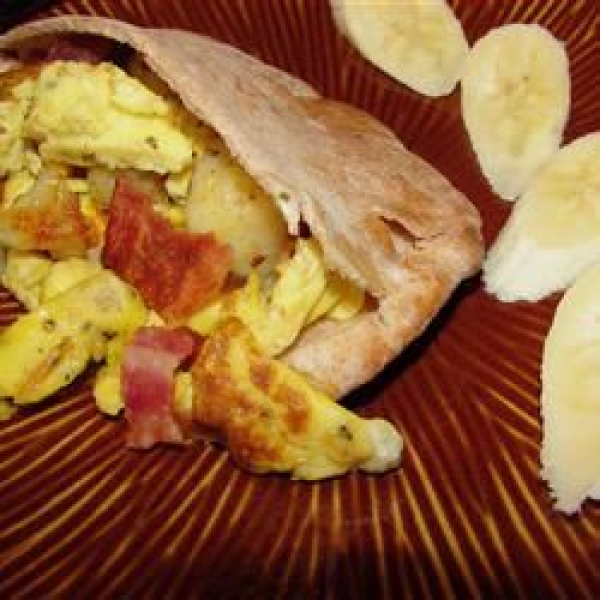 Breakfast Pita Pockets