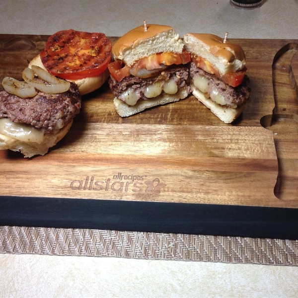 Stuffed Angus Sliders with Heirloom Tomato and Onions