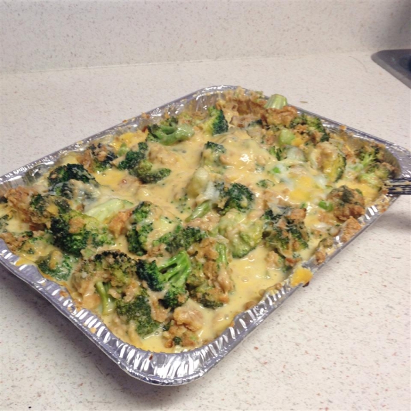 Thanksgiving Broccoli and Cheese Casserole