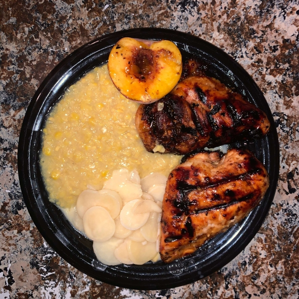 Grilled Chicken with Peach Sauce