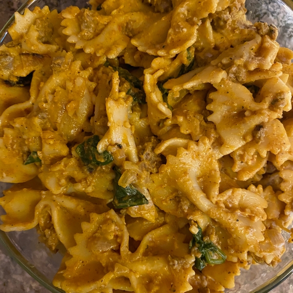 Pasta with Italian Sausage and Pumpkin Sauce