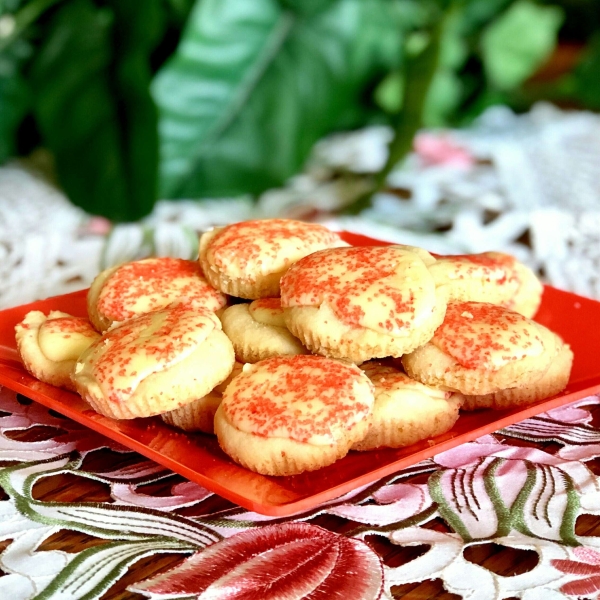 Sugar Cookie Cups with Cream Cheese Filling