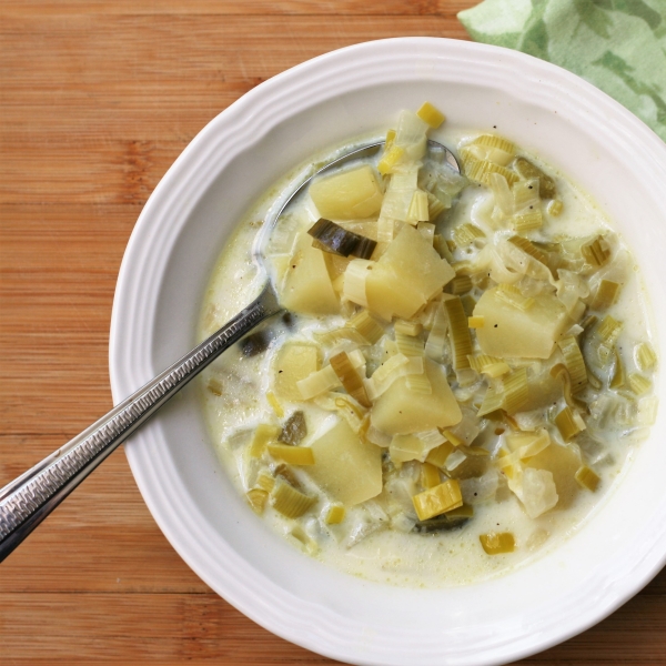 Low-Fat Potato and Leek Soup